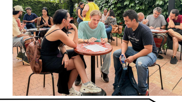 Museos y bibliotecas de Medellín refuerzan su programación con clubes de inglés y espacios para la salud mental