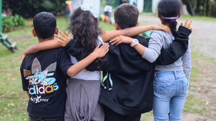 Medellín protege a hijos de padres privados de la libertad