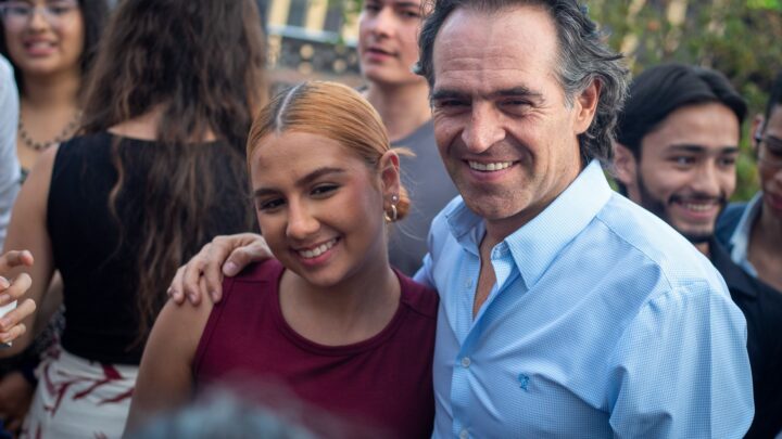 Referentes 2026 abre 50 cupos para líderes juveniles en Medellín